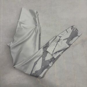 ALO Yoga White and Black Leggings
